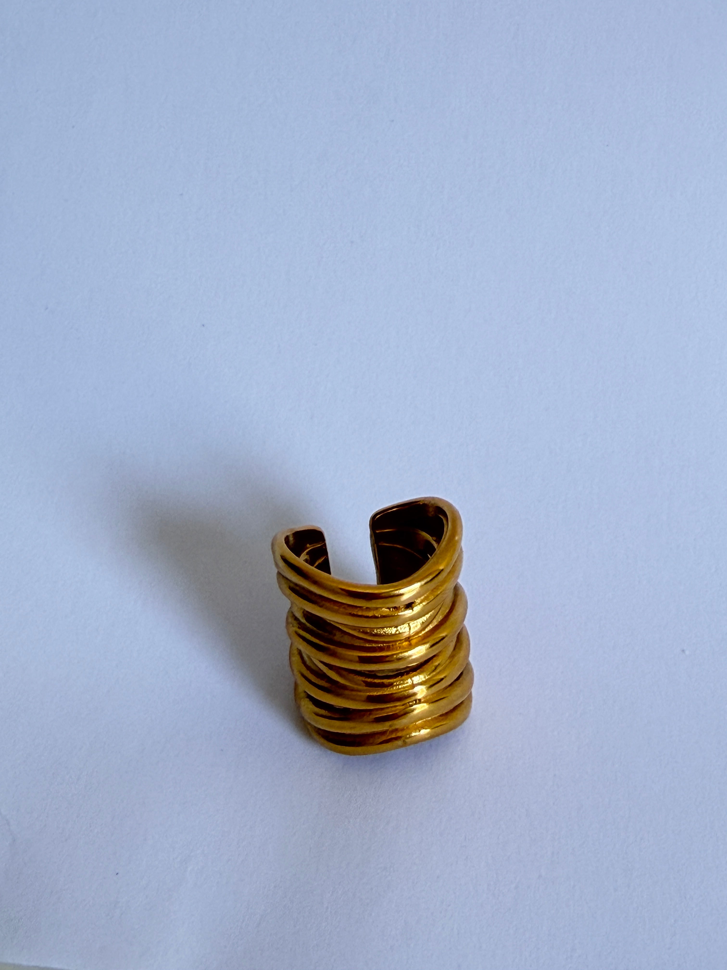 AUTA ring